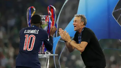 英超焦点战：纽卡斯尔VS阿森纳，西甲德比：巴塞罗那VS皇家社会，意甲强碰：AC米兰VS那不勒斯